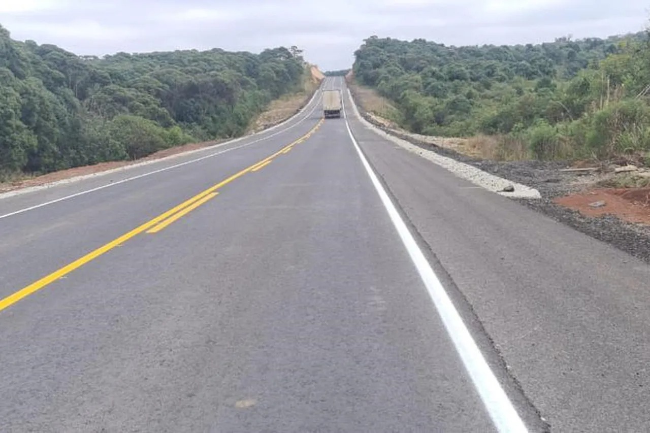 Obras estão avançadas em rodovia do PR importante para escoamento da produção